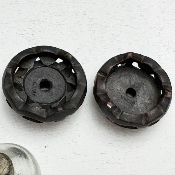 Vintage Depression Glass Salt Pepper Shaker Set with Stands Hand Painted Flowers - Picture 8 of 9